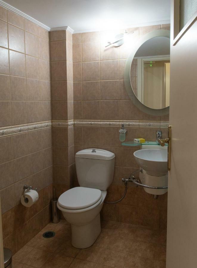 Luxurious Apartment In Central Atena Exterior foto