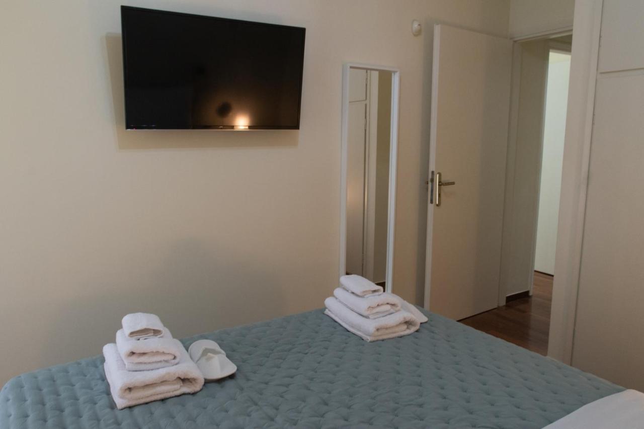Luxurious Apartment In Central Atena Exterior foto